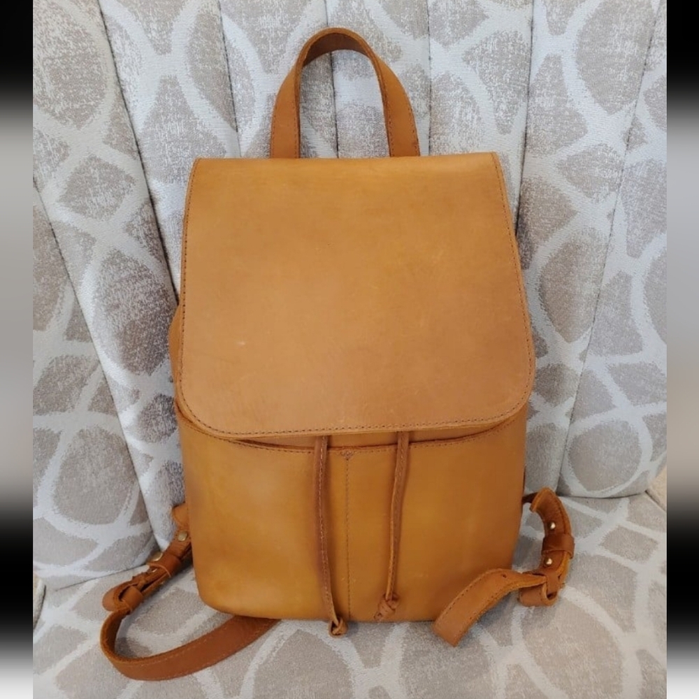 Parker Clay Abby Drawstring Leather Backpack